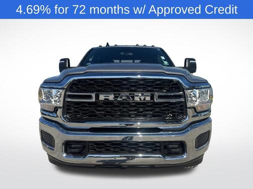 2024 RAM 2500 Tradesman Crew Cab 4x4 6'4' Box