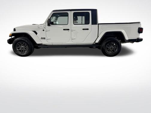 2024 Jeep Gladiator Sport S
