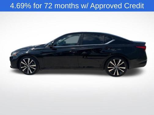 2021 Nissan Altima SR FWD