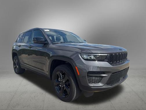 2025 Jeep Grand Cherokee Altitude