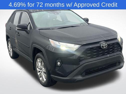 2025 Toyota RAV4 XLE Premium