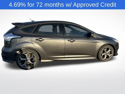 2017 Ford Focus ST