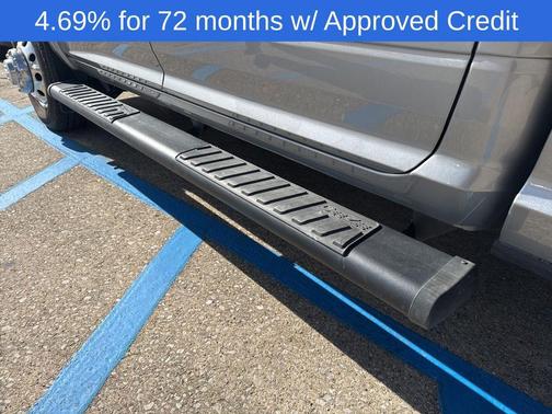 2022 RAM 3500 Laramie Crew Cab 4x4 8' Box