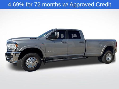 2022 RAM 3500 Laramie Crew Cab 4x4 8' Box