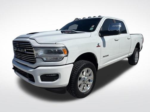 2023 RAM 2500 Laramie Crew Cab 4x4 6'4' Box
