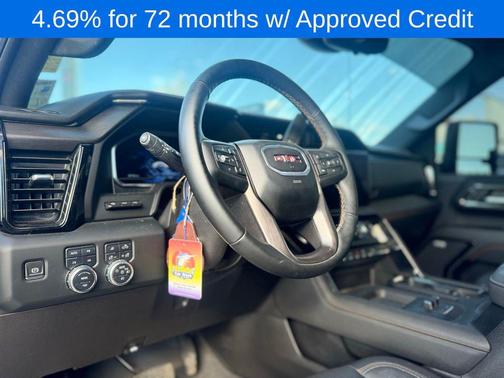 2024 GMC Sierra 2500 AT4