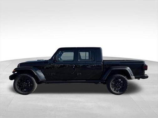 2025 Jeep Gladiator Nighthawk