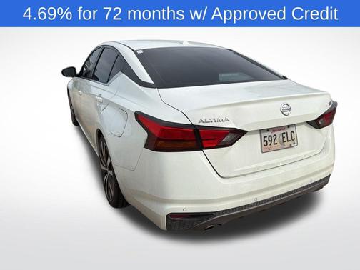 2020 Nissan Altima SR FWD