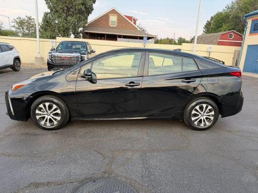 Black 2019 Toyota Prius XLE