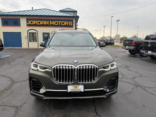 Green 2020 BMW X7 xDrive40i