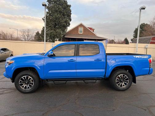 2020 Toyota Tacoma TRD Sport