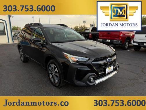 Crystal Black Silica 2023 Subaru Outback Limited