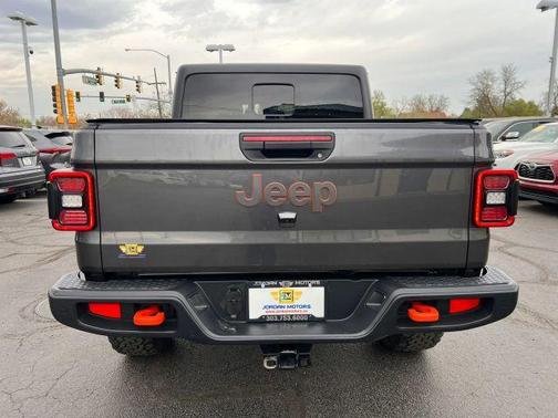 Gray 2021 Jeep Gladiator Mojave