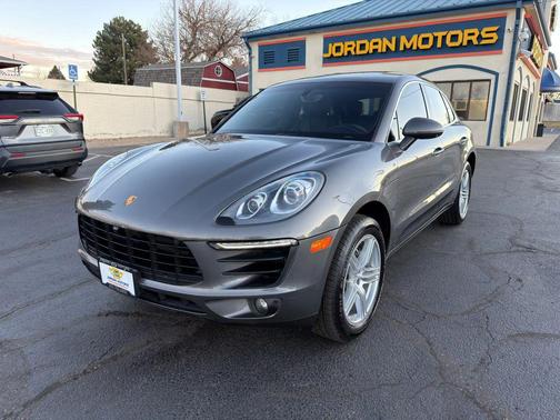 2016 Porsche Macan S