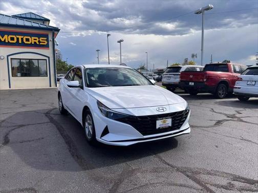 2021 Hyundai ELANTRA SE