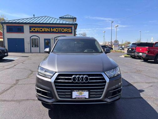 2019 Audi Q7 55 Prestige