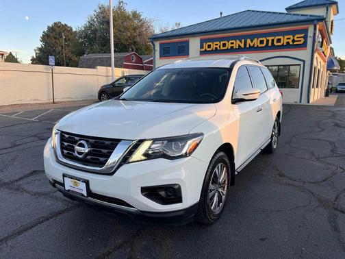 2017 Nissan Pathfinder S