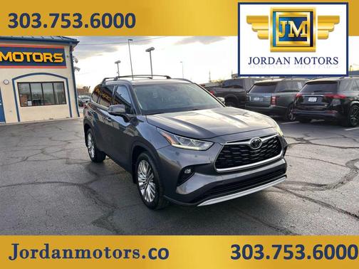 2023 Toyota Highlander Platinum