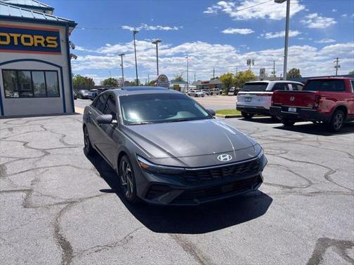 2024 Hyundai ELANTRA Limited