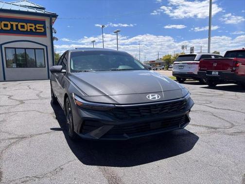2024 Hyundai ELANTRA Limited