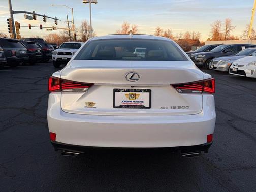 2018 Lexus IS 300 Base