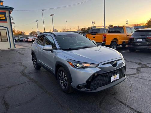 2023 Toyota Corolla Hybrid SE