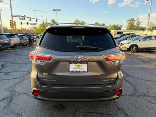 Gray 2016 Toyota Highlander Limited