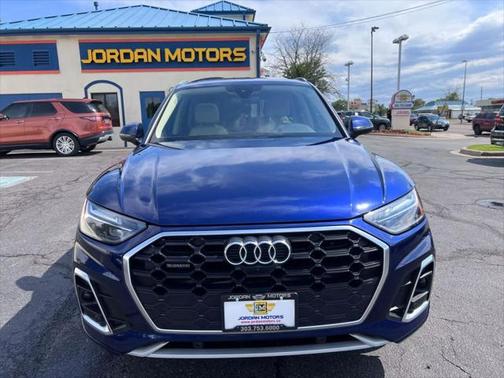 2022 Audi Q5 45 S line Premium Plus