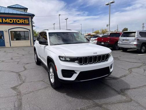 2023 Jeep Grand Cherokee Laredo