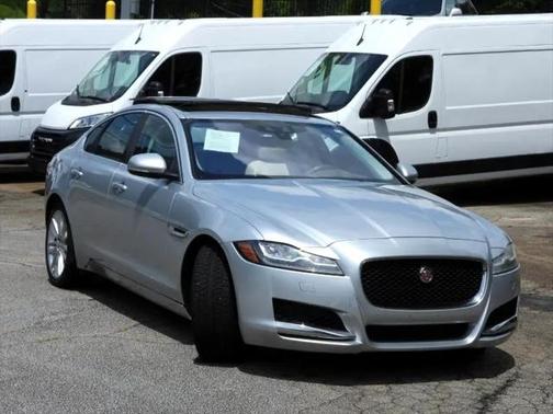 2016 Jaguar XF 35t Prestige