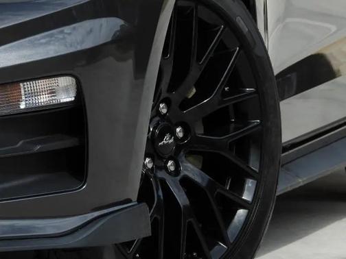 2017 Ford Mustang V6