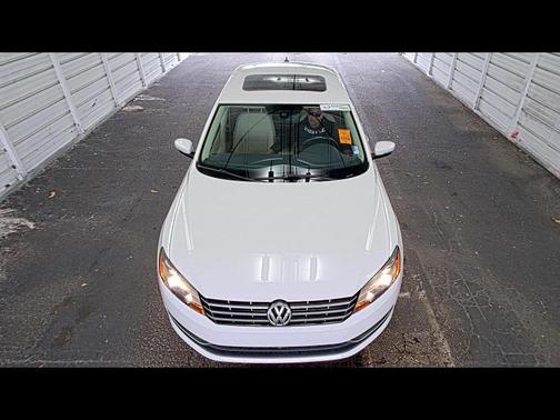 2015 Volkswagen Passat 2.0L TDI DSG SE w/Sunroof