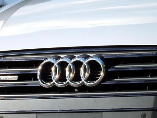 2019 Audi A4 2.0T Premium Plus