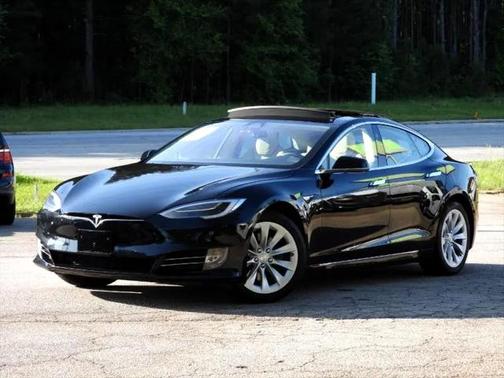 2017 Tesla Model S 90D