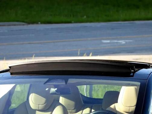 2017 Tesla Model S 90D