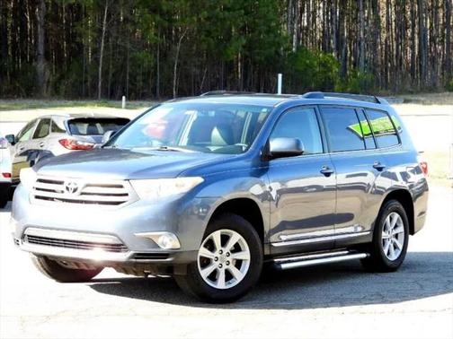 2012 Toyota Highlander SE