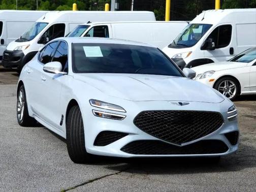 2022 Genesis G70 2.0T RWD