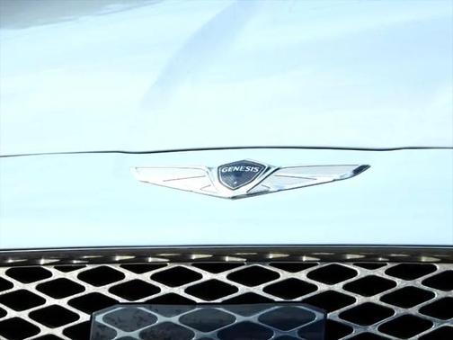2022 Genesis G70 2.0T RWD