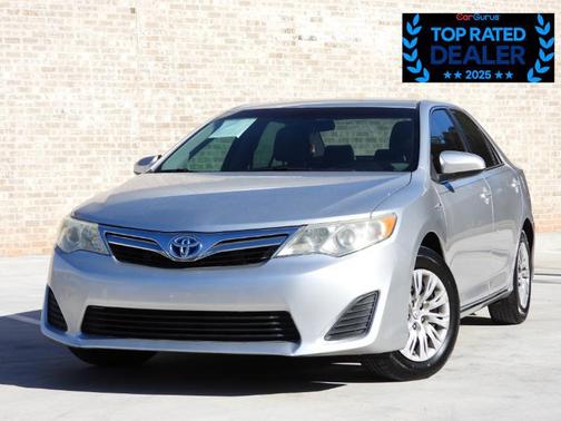 2014 Toyota Camry Hybrid SE