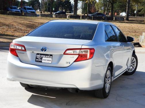 2014 Toyota Camry Hybrid SE