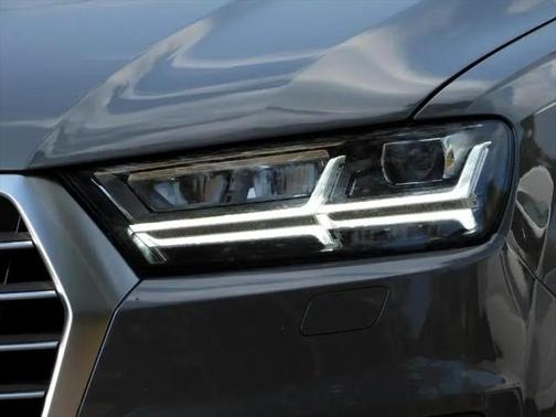 2017 Audi Q7 3.0T Premium Plus