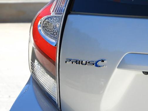 2018 Toyota Prius c One