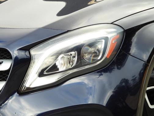 2018 Mercedes-Benz GLA 250 Base