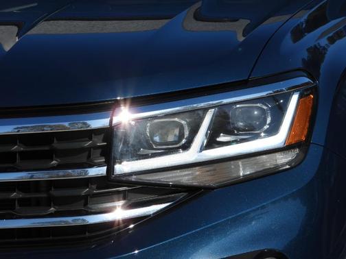 2023 Volkswagen Atlas 3.6L SE w/Technology