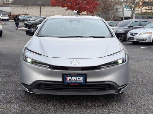 2024 Toyota Prius LE