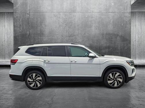 2024 Volkswagen Atlas 2.0T SE w/Technology 4MOTION