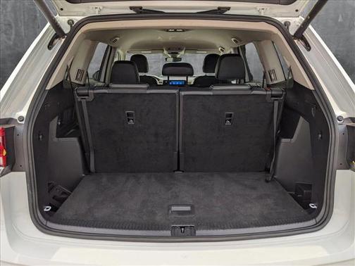2024 Volkswagen Atlas 2.0T SE w/Technology 4MOTION
