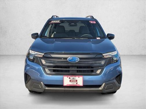 2025 Subaru Forester Base