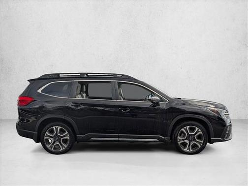 Crystal Black Silica 2023 Subaru Ascent Limited 7-Passenger
