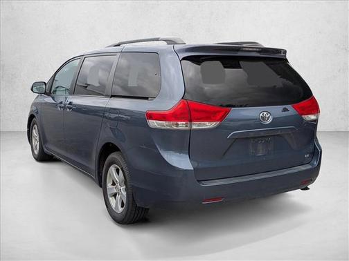 Shoreline Blue Pearl 2014 Toyota Sienna LE